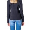 Levi`s T-Shirt Mulher - 181284 - Image 2